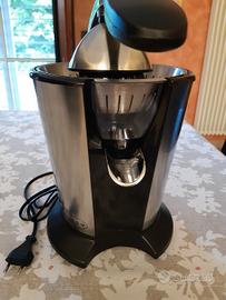 Spremiagrumi elettrico a leva