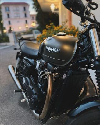 Triumph Street Twin 900