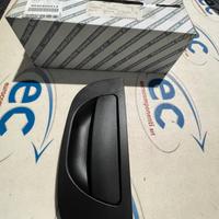 156083656 MANIGLIA ESTERNA PORTA POST. SINISTRA AL