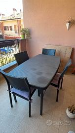tavolo con sedie per terrazzo/giardino