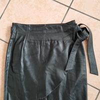 Gonna donna in vera pelle nera 