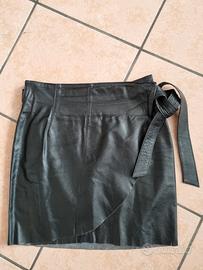 Gonna donna in vera pelle nera 