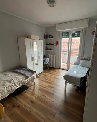 Posti letto camera doppia per ragazze