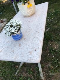 Tavolo da giardino