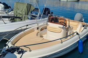 Barca open e motore Yamaha 40/70 Supreme anno 2023