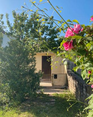 Casa indipendentemente in Sabina, Poggio Nativo.