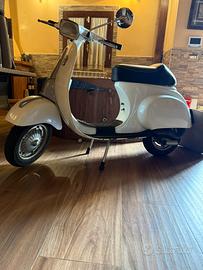 Vespa 50 special