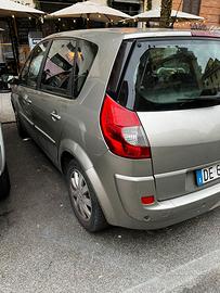 SCENIC RENAULT