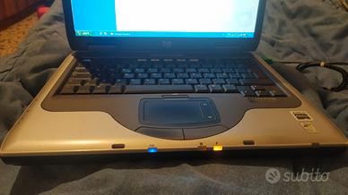 PC PORTATILE RETRO HP COMPAQ NX9005 AMD 1GHz 512MB