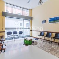 Negozio luminoso 48 mq a due passi dalla metro