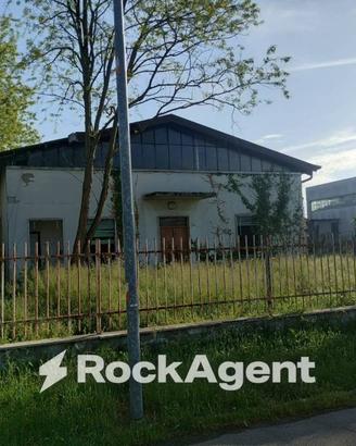 Immobile di 535 m² con più di 5 locali a Mantova
