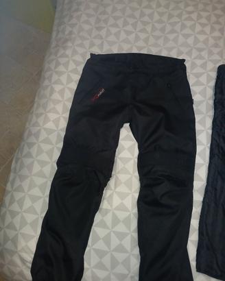 pantaloni moto 4 stagioni 