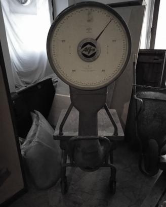 BILANCIA - BILICO A OROLOGIO kg 150 CON CARRELLO