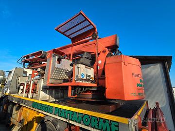 Piattaforma benelli gp35 su iveco 190 e 24