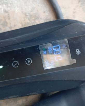 carica batterie per auto elettriche 