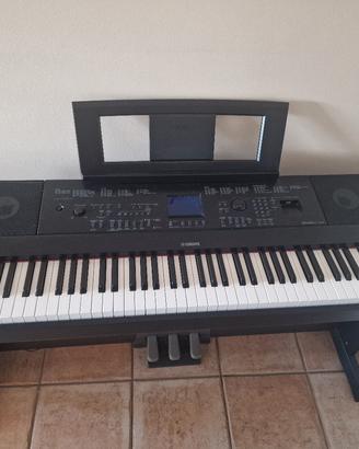 Yamaha DGX-660 Portable Grand