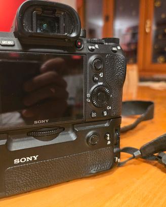 Sony Alpha 7R III + battery grip originale