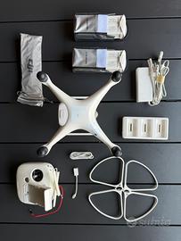 Drone DJI Phantom 4 Pro con accessori