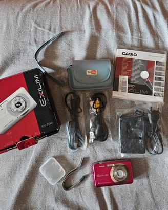Casio Exilim EX-Z80 fuxia