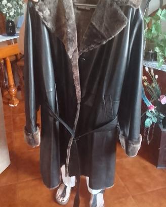 cappotto in pelle con pelliccia 