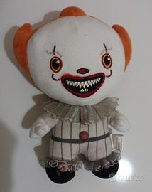 Peluche
IT Chapter two
Warner bros