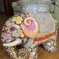 Porta vaso o fiorì cinese.