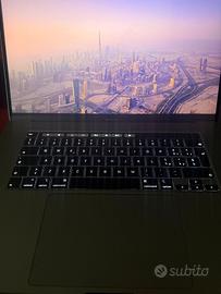 MacBook Pro 16" Touch Bar