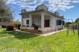 Villa di 80 m² con 4 locali a Nettuno
