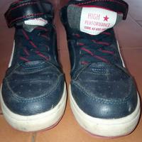 Scarpe da bimbo numero 28. Marca Birilli & Monelli