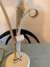 Lampada da tavolo o comodino