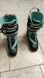 Scarponi sci alpinismo