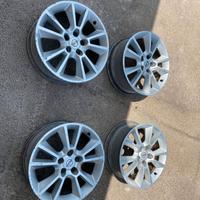 RICAMBI AUTO CERCHI IN LEGA OPEL ZAFIRA 2010