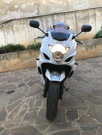 Suzuki GSX 1250 FA