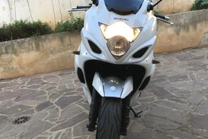 Suzuki GSX 1250 FA