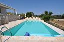carovigno-villa-con-piscina-e-vista-mare