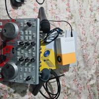 consolle 2microfoni mini proiettore