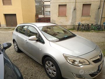 opel Astra 