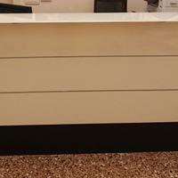 Bancone scrivania per reception / front office