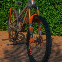 Pivot Firebird  Enduro top di Gamma perfetta