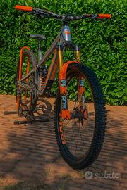 Pivot Firebird  Enduro top di Gamma perfetta