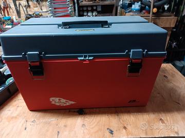 cassetta per la pesca