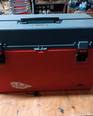 cassetta per la pesca