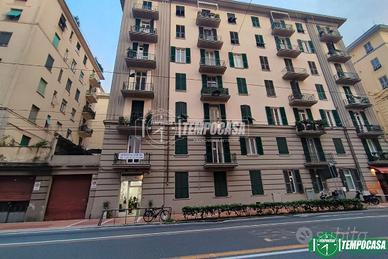 LOCALE COMMERCIALE LOCATO A REDDITO