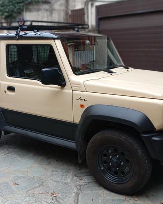 Jimny Pro perfette condizioni con gancio traino