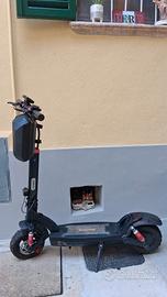 Monopattino IScooter Ix6 