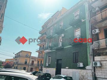 Viale Mario Rapisardi - 3 vani ampio