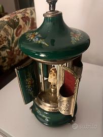 Carillon antico con ballerina