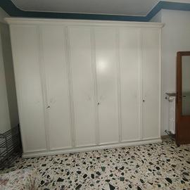 Armadio 6 ante con comò e comodini 