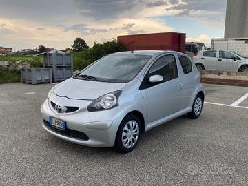 Toyota Aygo 1.0 12V VVT-i 3 porte Griffe
