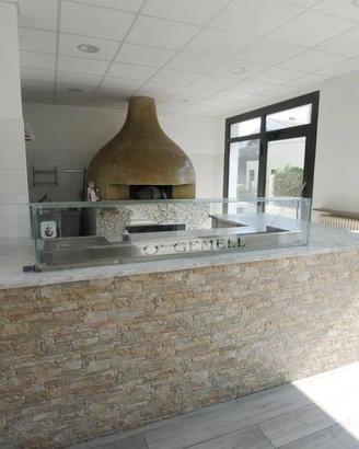 SAN GIUSEPPE negozio d'angolo di 65 mq (ex-pizzeri